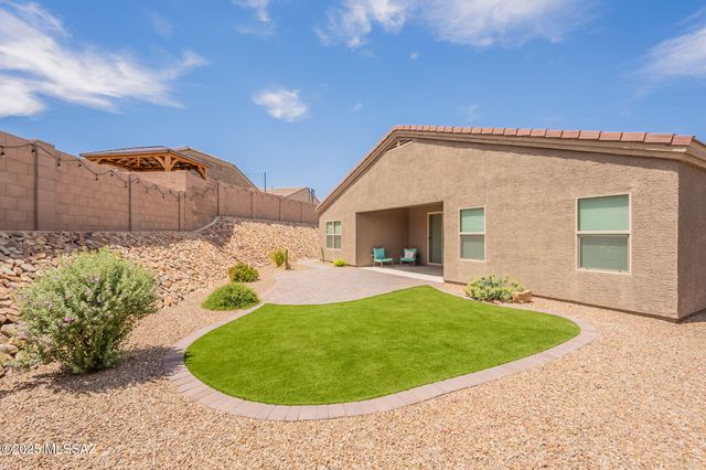 1117 W Valley Meadow Lane, Sahuarita, AZ 85629