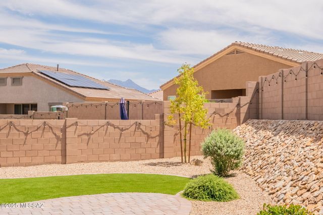 1117 W Valley Meadow Lane, Sahuarita, AZ 85629
