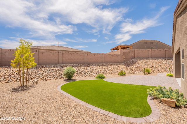 1117 W Valley Meadow Lane, Sahuarita, AZ 85629