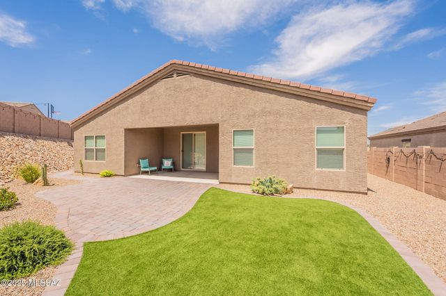 1117 W Valley Meadow Lane, Sahuarita, AZ 85629