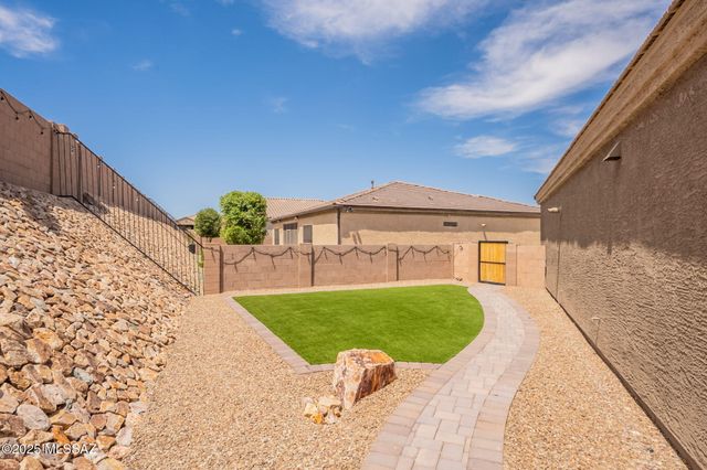1117 W Valley Meadow Lane, Sahuarita, AZ 85629