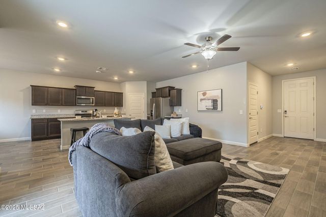 1117 W Valley Meadow Lane, Sahuarita, AZ 85629