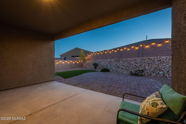 1117 W Valley Meadow Lane, Sahuarita, AZ 85629