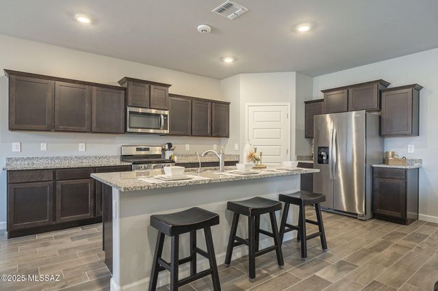 1117 W Valley Meadow Lane, Sahuarita, AZ 85629