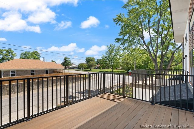 1620 Scott Street, Jeffersonville, IN 47130