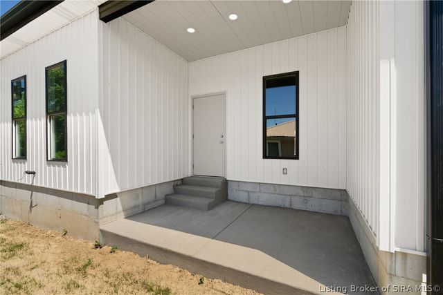 1620 Scott Street, Jeffersonville, IN 47130