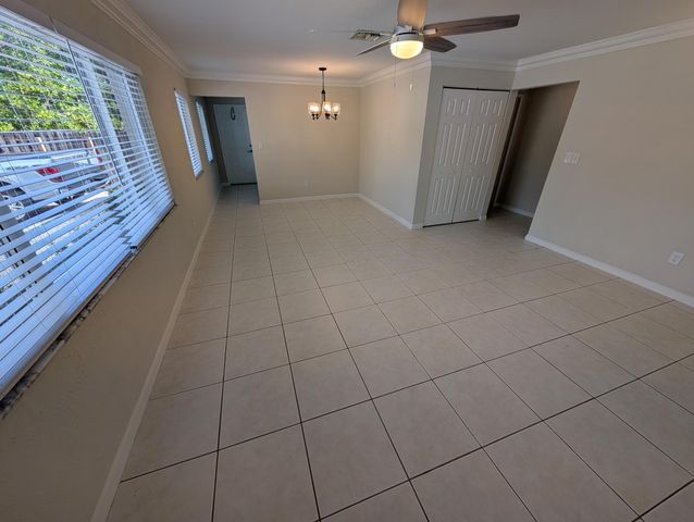 816 NE 4th St 1, Fort Lauderdale, FL 33301