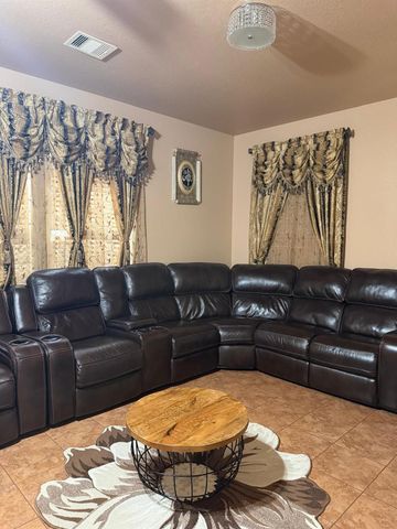 7943 Montague Manor Lane, Houston, TX 77072