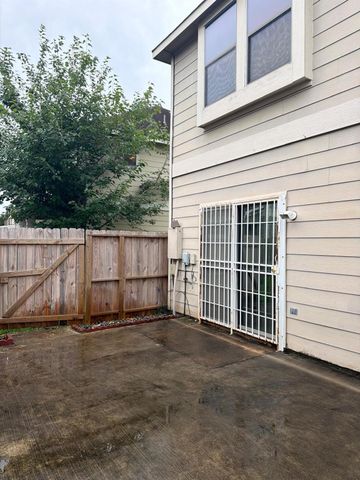 7943 Montague Manor Lane, Houston, TX 77072