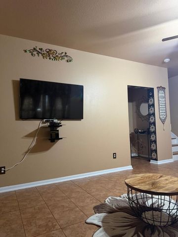 7943 Montague Manor Lane, Houston, TX 77072