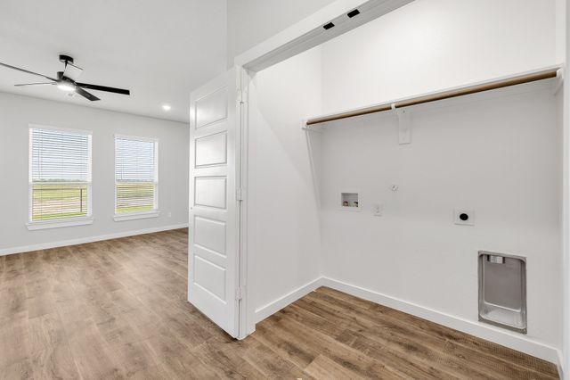 7000-7001 Guilford Court, Midlothian, TX 76065