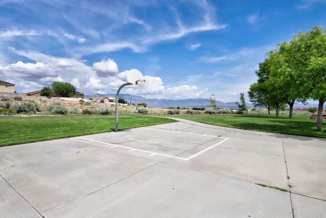 10548 RAMAH Drive NW, Albuquerque, NM 87114
