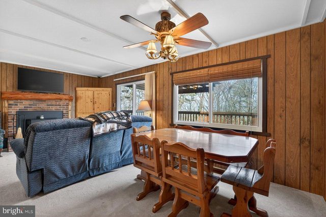 137 SANDSTONE LN, New Market, VA 22844