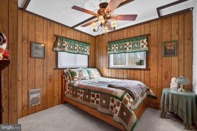 137 SANDSTONE LN, New Market, VA 22844