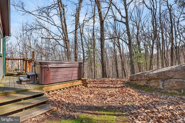137 SANDSTONE LN, New Market, VA 22844