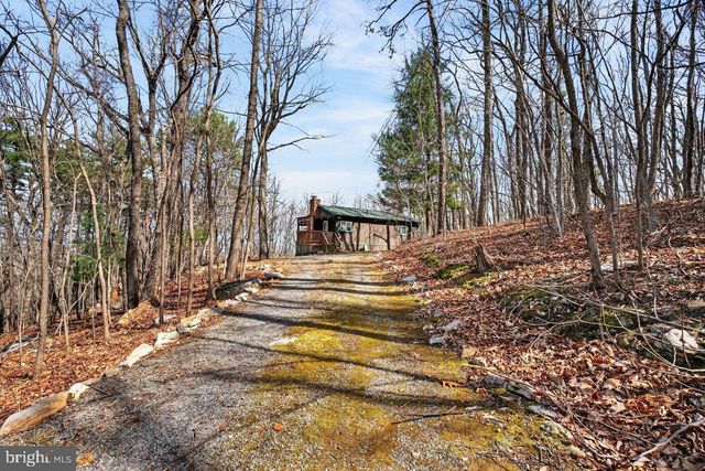 137 SANDSTONE LN, New Market, VA 22844
