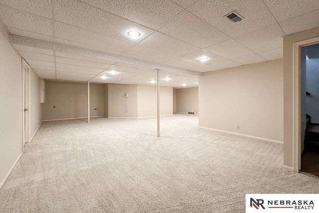 1222 N 101 Circle, Omaha, NE 68114