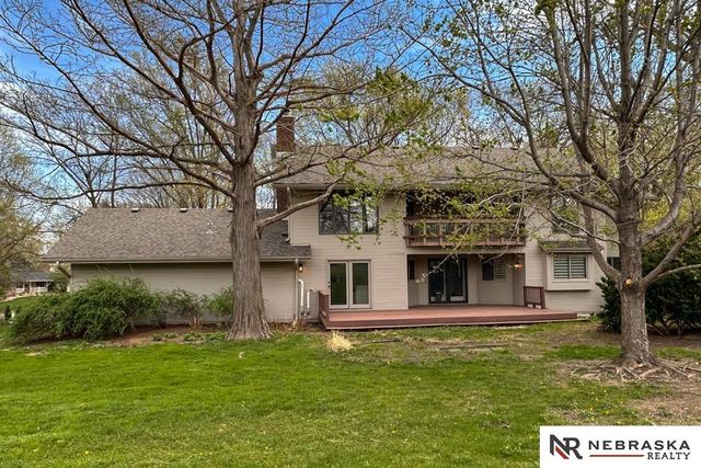 1222 N 101 Circle, Omaha, NE 68114