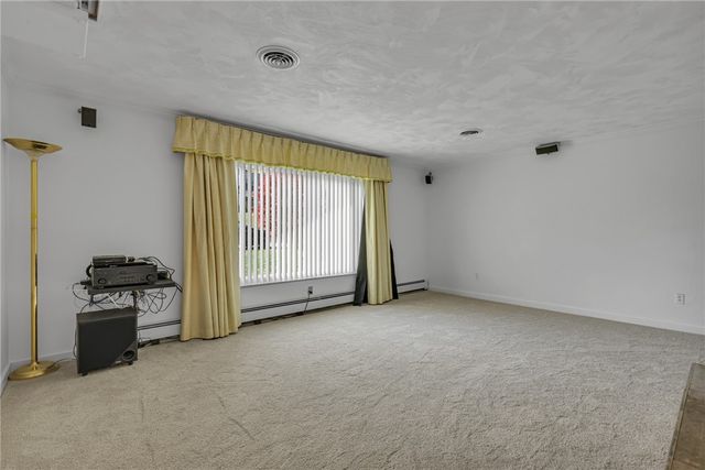 134 Allan Dr, Brighton Twp, PA 15009