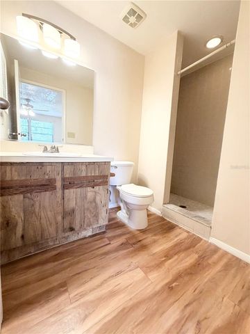 129 CAMPHOR CIRCLE F, Oldsmar, FL 34677