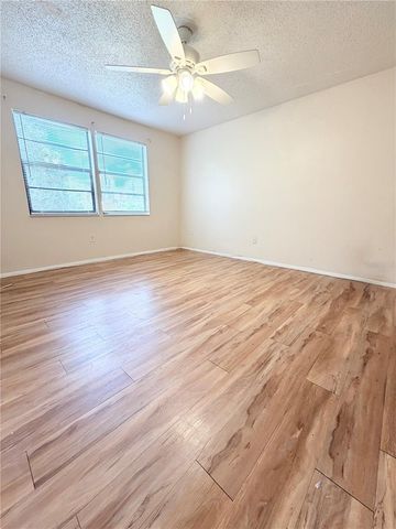 129 CAMPHOR CIRCLE F, Oldsmar, FL 34677