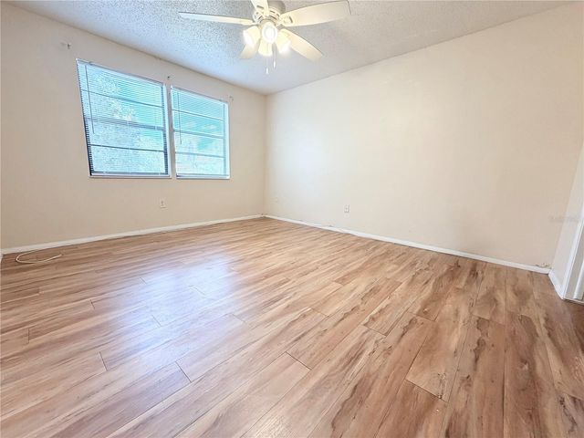 129 CAMPHOR CIRCLE F, Oldsmar, FL 34677