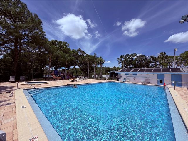 129 CAMPHOR CIRCLE F, Oldsmar, FL 34677