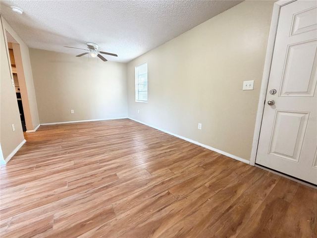 129 CAMPHOR CIRCLE F, Oldsmar, FL 34677