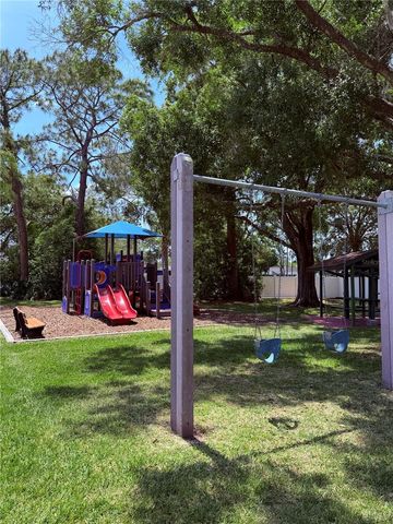 129 CAMPHOR CIRCLE F, Oldsmar, FL 34677