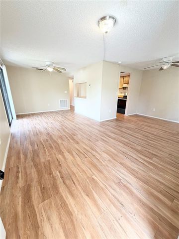 129 CAMPHOR CIRCLE F, Oldsmar, FL 34677