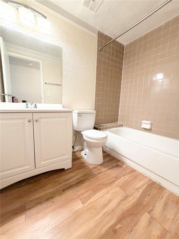 129 CAMPHOR CIRCLE F, Oldsmar, FL 34677