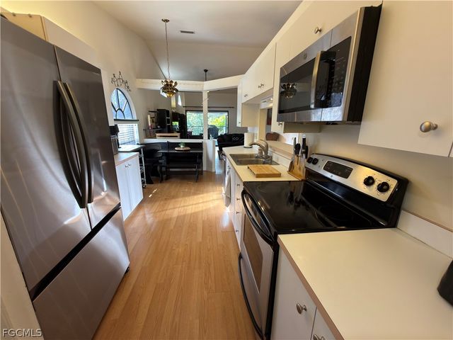 6641 Rolland CT, Fort Myers, FL 33908