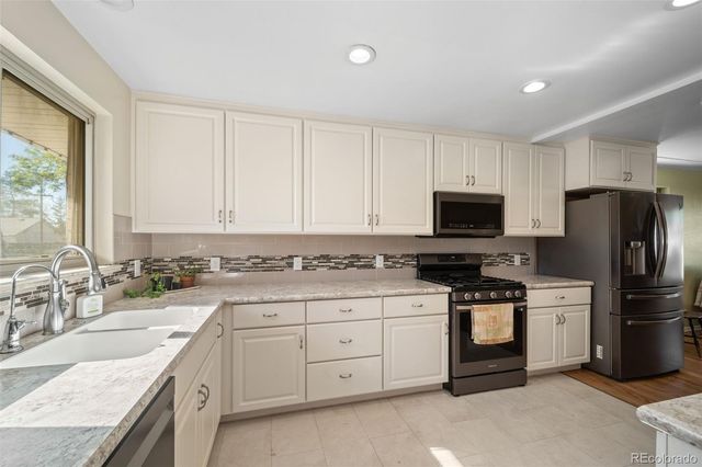 5620 Cody Street, Arvada, CO 80002