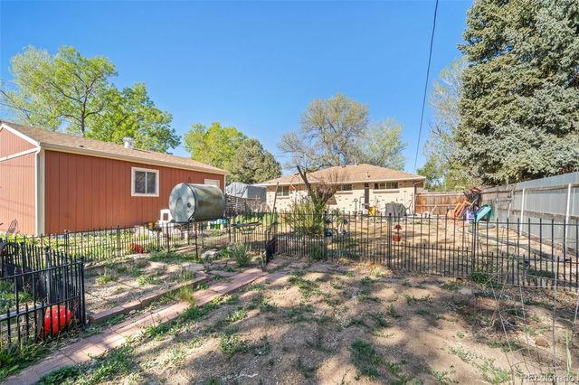 5620 Cody Street, Arvada, CO 80002