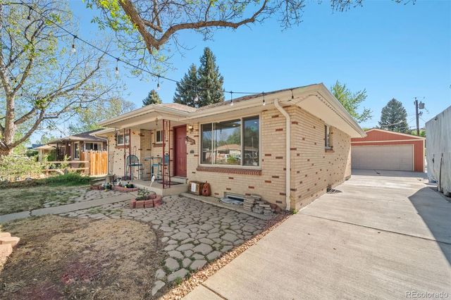 5620 Cody Street, Arvada, CO 80002