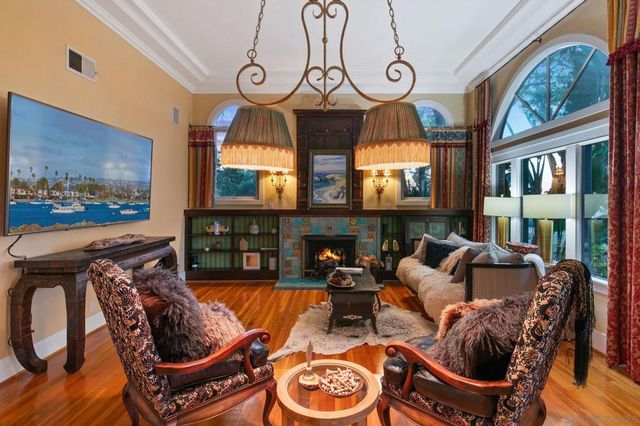 1115 S Mollison Ave, El Cajon, CA 92020