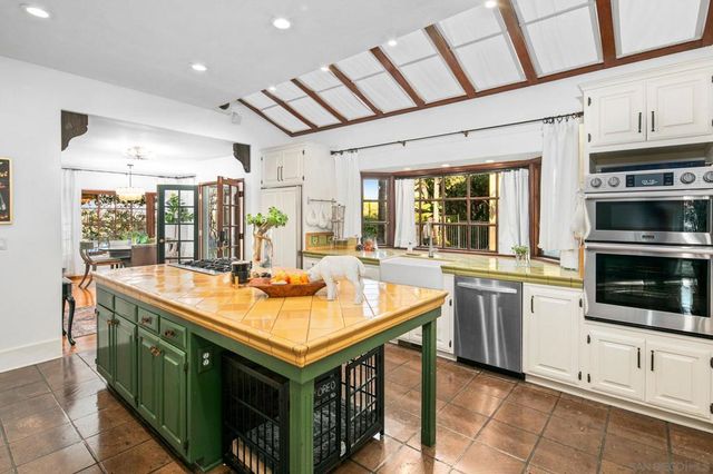 1115 S Mollison Ave, El Cajon, CA 92020