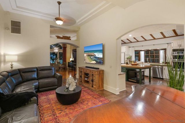 1115 S Mollison Ave, El Cajon, CA 92020