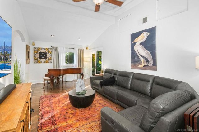 1115 S Mollison Ave, El Cajon, CA 92020