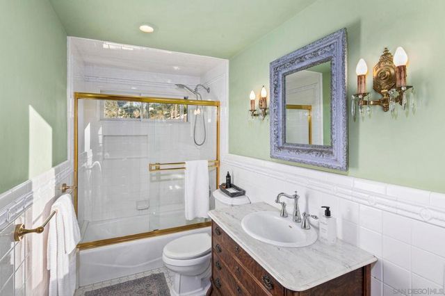 1115 S Mollison Ave, El Cajon, CA 92020