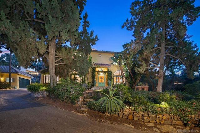 1115 S Mollison Ave, El Cajon, CA 92020