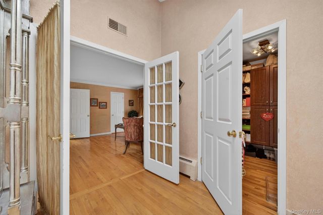 5 Lady Godiva Way, New City, NY 10956