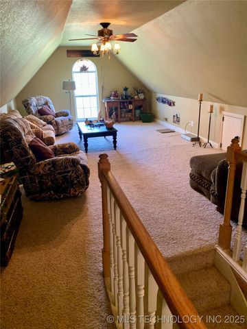 7373 N 485 Road, Hulbert, OK 74441