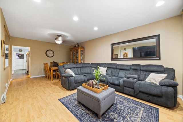 2655 N Marmora Avenue, Chicago, IL 60639