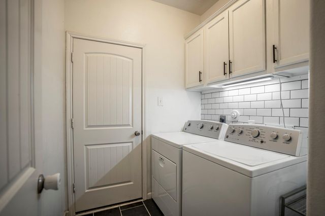 942 Oak Glen Drive, Conroe, TX 77378