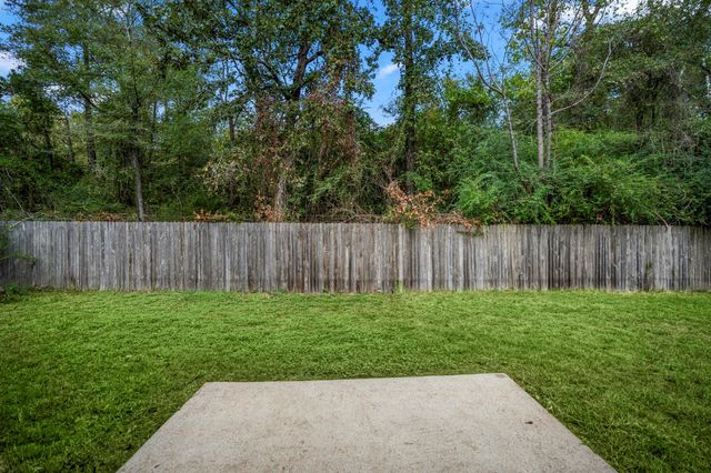 942 Oak Glen Drive, Conroe, TX 77378