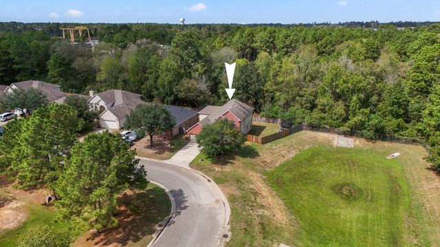 942 Oak Glen Drive, Conroe, TX 77378