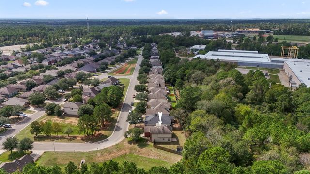 942 Oak Glen Drive, Conroe, TX 77378