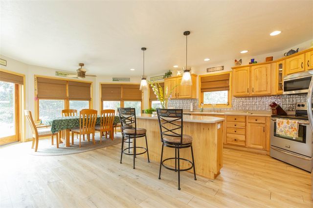 15797 Hillside Drive, Vandalia, MI 49095