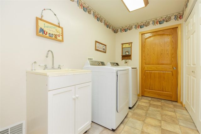 15797 Hillside Drive, Vandalia, MI 49095